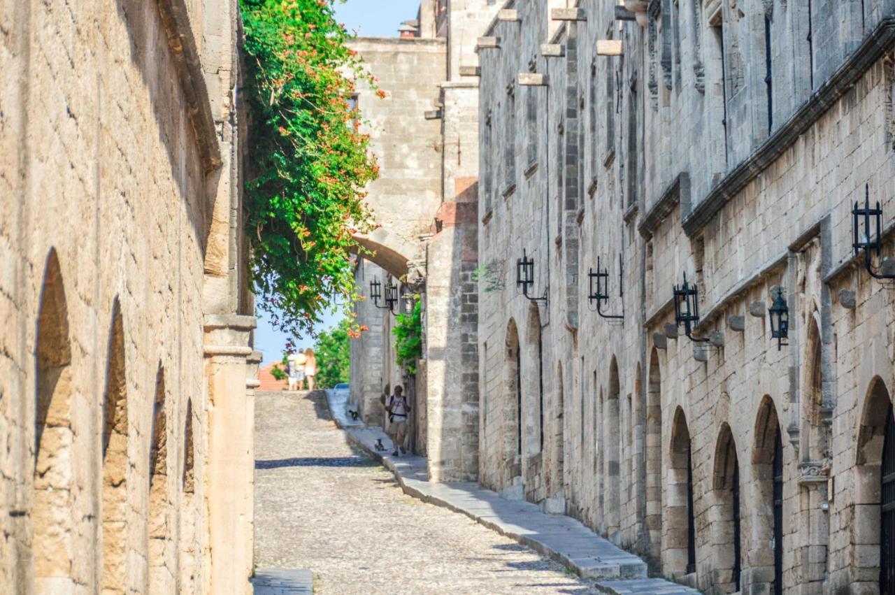 Colourful Aria Of The Medieval Town Rhodes City Eksteriør bilde